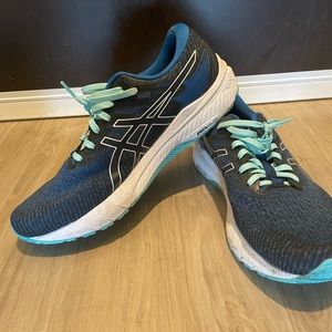 ASICS GT-2000 11